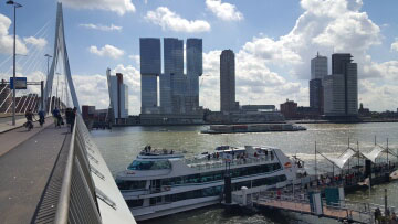 Rotterdam Erasmusbrug Spido Harbour Tour buidling de Rotterdam